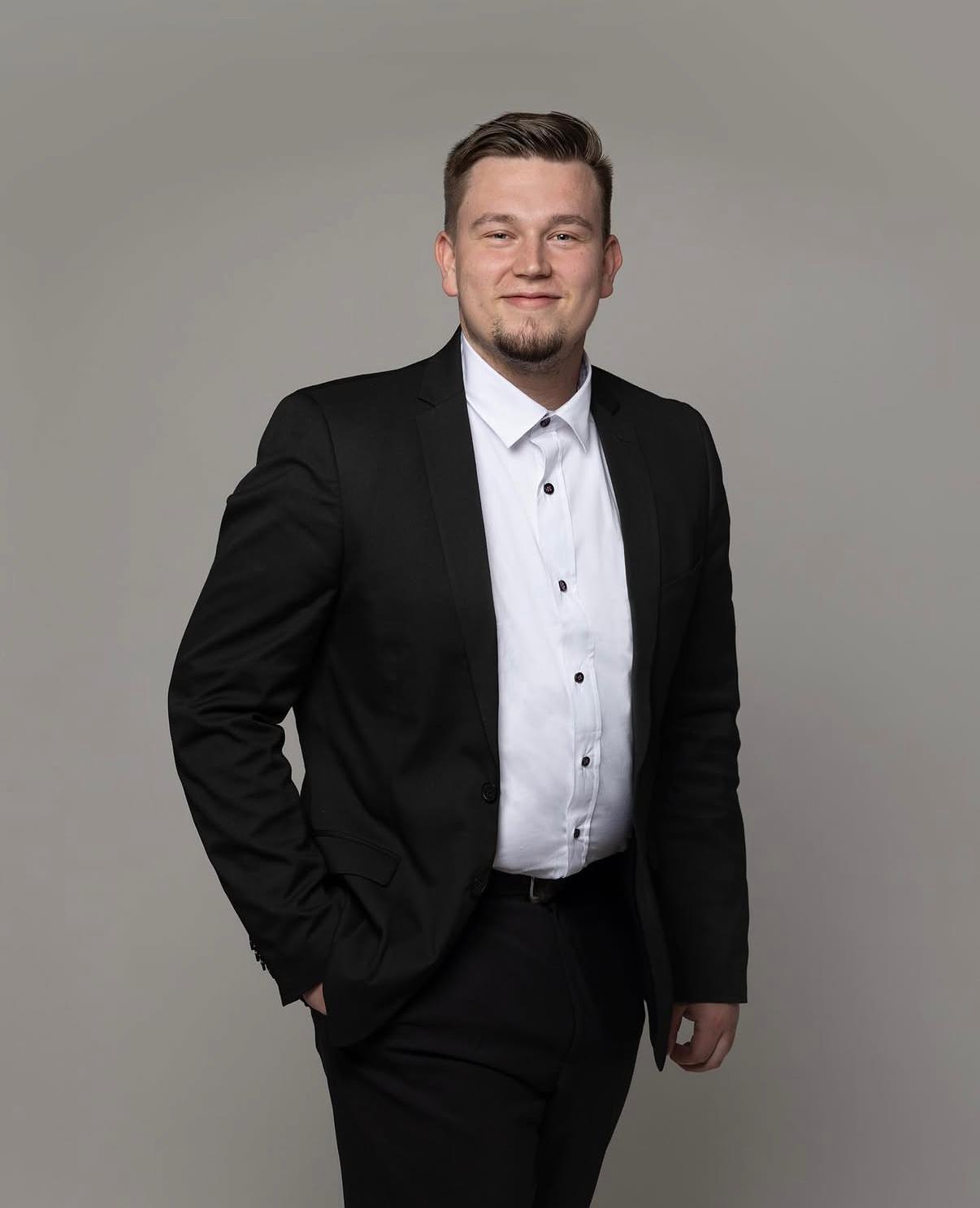 Tobias Belde, Finanzierungsberater